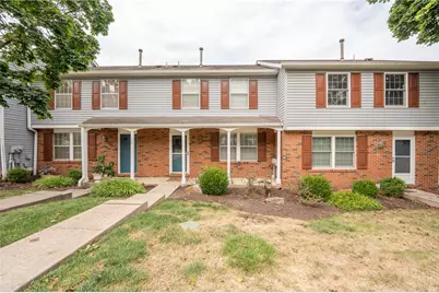 302 Murrays Ln, Pittsburgh, PA 15234 - Photo 1