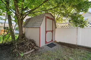 404 1/2 Franklin Ave, Vandergrift, PA 15690 - Photo 27