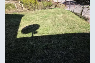 8425 Dersam Street, Homewood Brushton, PA 15235 - Photo 11