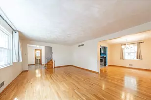 102 Huntingdon Dr, Pittsburgh, PA 15235 - Photo 5