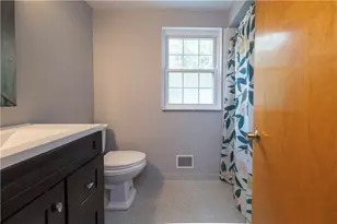 102 Huntingdon Dr, Pittsburgh, PA 15235 - Photo 25
