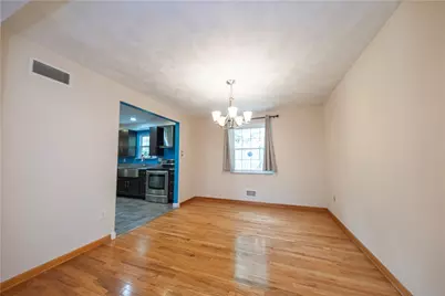 102 Huntingdon Dr, Pittsburgh, PA 15235 - Photo 7