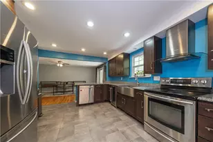 102 Huntingdon Dr, Pittsburgh, PA 15235 - Photo 11