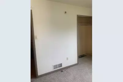 700 Hiland Ave, Coraopolis, PA 15108 - Photo 9