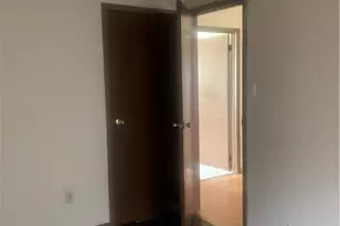 700 Hiland Ave, Coraopolis, PA 15108 - Photo 13