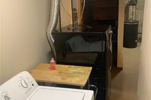 700 Hiland Ave, Coraopolis, PA 15108 - Photo 23