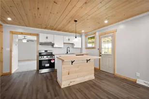 10 Fieldcrest Dr, Robinson Twp, PA 15057 - Photo 3