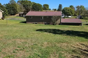 695 Maxine Dr, North Sewickley Township, PA 15010 - Photo 7