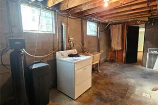 695 Maxine Dr, North Sewickley Township, PA 15010 - Photo 37