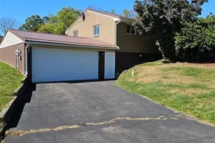 695 Maxine Dr, North Sewickley Township, PA 15010 - Photo 3