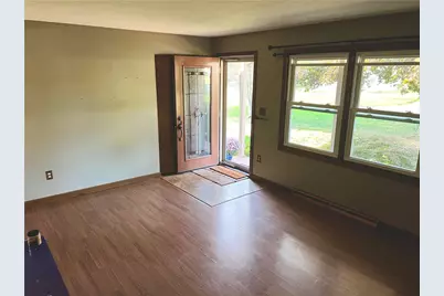 8 Durst St, Hempfield Township, PA 16125 - Photo 5