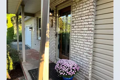 8 Durst St, Hempfield Township, PA 16125 - Photo 3