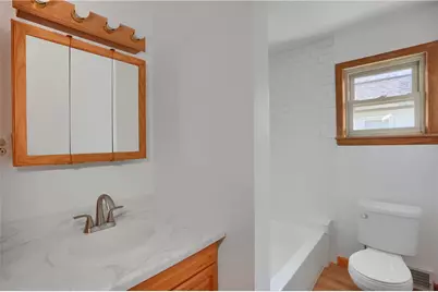 412 Orchard Ave, Ellwood City, PA 16117 - Photo 21