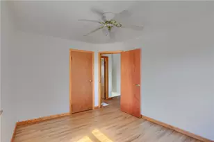 412 Orchard Ave, Ellwood City, PA 16117 - Photo 27