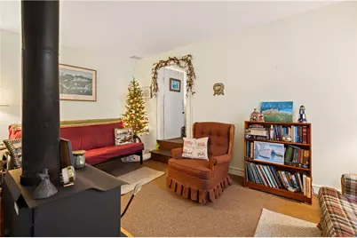 154 Findley St, New Beaver Boro, PA 15553 - Photo 7