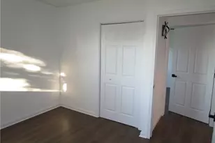 411 Emerson Ave, Farrell, PA 16121 - Photo 23