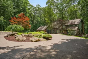 958 Blackburn Rd, Sewickley Heights, PA 15143 - Photo 1