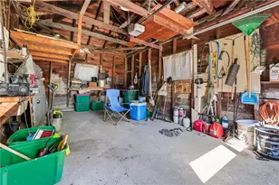 105 Williamson Rd, Hempfield Township, PA 16125 - Photo 27