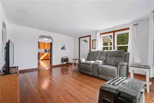 105 Williamson Rd, Hempfield Township, PA 16125 - Photo 15