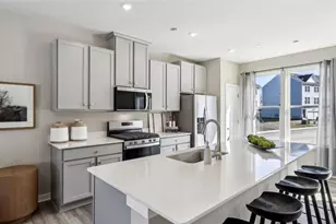 764 Olivia St, Collier Township, PA 15205 - Photo 17