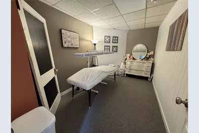 1004 Brodhead Rd, Moon-Crescent Township, PA 15108 - Photo 3