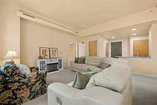 306 Fourth Ave, Pittsburgh, PA 15222 - Photo 11