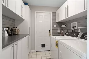 136 Heldon Dr, Moon/Crescent Twp, PA 15108 - Photo 37