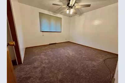 134-136 James St, Springdale Boro, PA 15144 - Photo 9