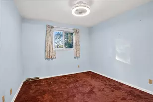 131 Castle Dr, Pittsburgh, PA 15235 - Photo 11