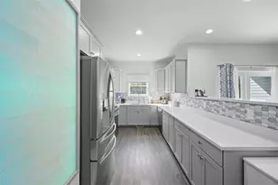 101 Cherokee Dr, Chippewa Township, PA 15010 - Photo 11