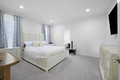 101 Cherokee Dr, Chippewa Township, PA 15010 - Photo 17