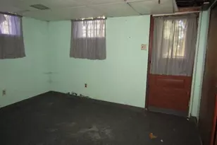 328 Commonwealth Ave, West Mifflin, PA 15122 - Photo 23