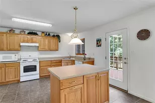 1305 Michael Dr, Pittsburgh, PA 15227 - Photo 11