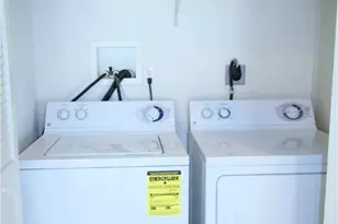 1305 Michael Dr, Pittsburgh, PA 15227 - Photo 25