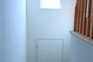 1305 Michael Dr, Pittsburgh, PA 15227 - Photo 3