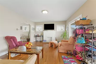 919 Atlantic Ave, Monaca, PA 15061 - Photo 5