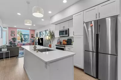 5454 Black St, Pittsburgh, PA 15206 - Photo 9