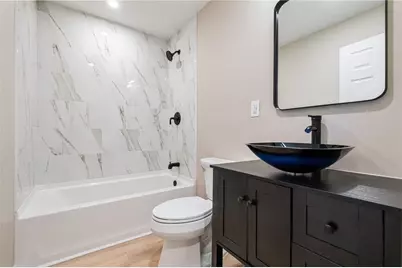 1014 Glencoe Avenue, Green Tree, PA 15220 - Photo 13