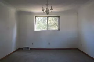 507 S 5th St, Duquesne, PA 15110 - Photo 7