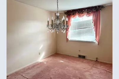 200 Cypress Hill Dr, Pittsburgh, PA 15235 - Photo 5