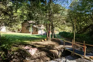 824 Magnus Ln, North Huntingdon, PA 15642 - Photo 33