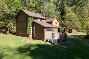 824 Magnus Ln, North Huntingdon, PA 15642 - Photo 35