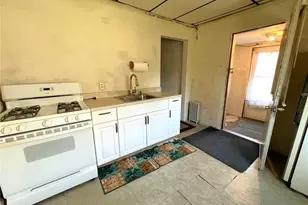307 Lambert St, Central City Borough, PA 15926 - Photo 11