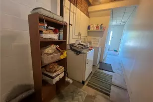 801 Ontario St, Glassport, PA 15045 - Photo 17