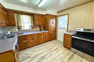 511 Ridgeway Ave, Grove City Boro, PA 16127 - Photo 13