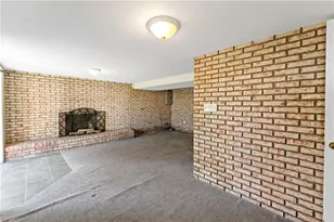 526 State Route 885, Jefferson Hills, PA 15025 - Photo 15