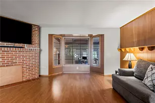 570 S 7th St, Sharpsville, PA 16150 - Photo 3