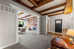 570 S 7th St, Sharpsville, PA 16150 - Photo 23