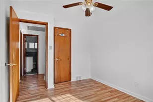 1209 Varner Rd, Pittsburgh, PA 15227 - Photo 23