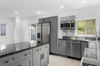 5622 Moore Ave, Pittsburgh, PA 15147 - Photo 19